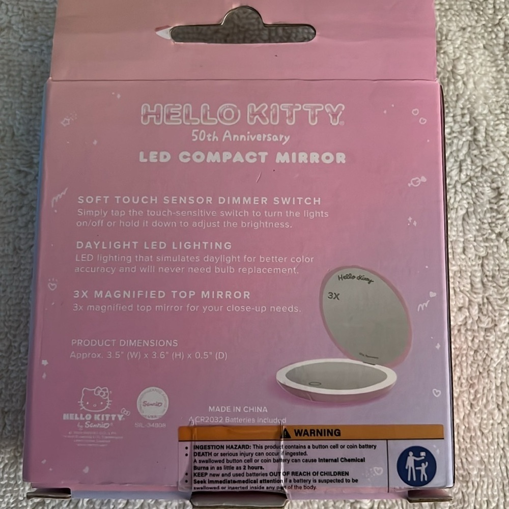 Impressions Hello Kitty Pink LED Mirror - Picture 3 of 7
